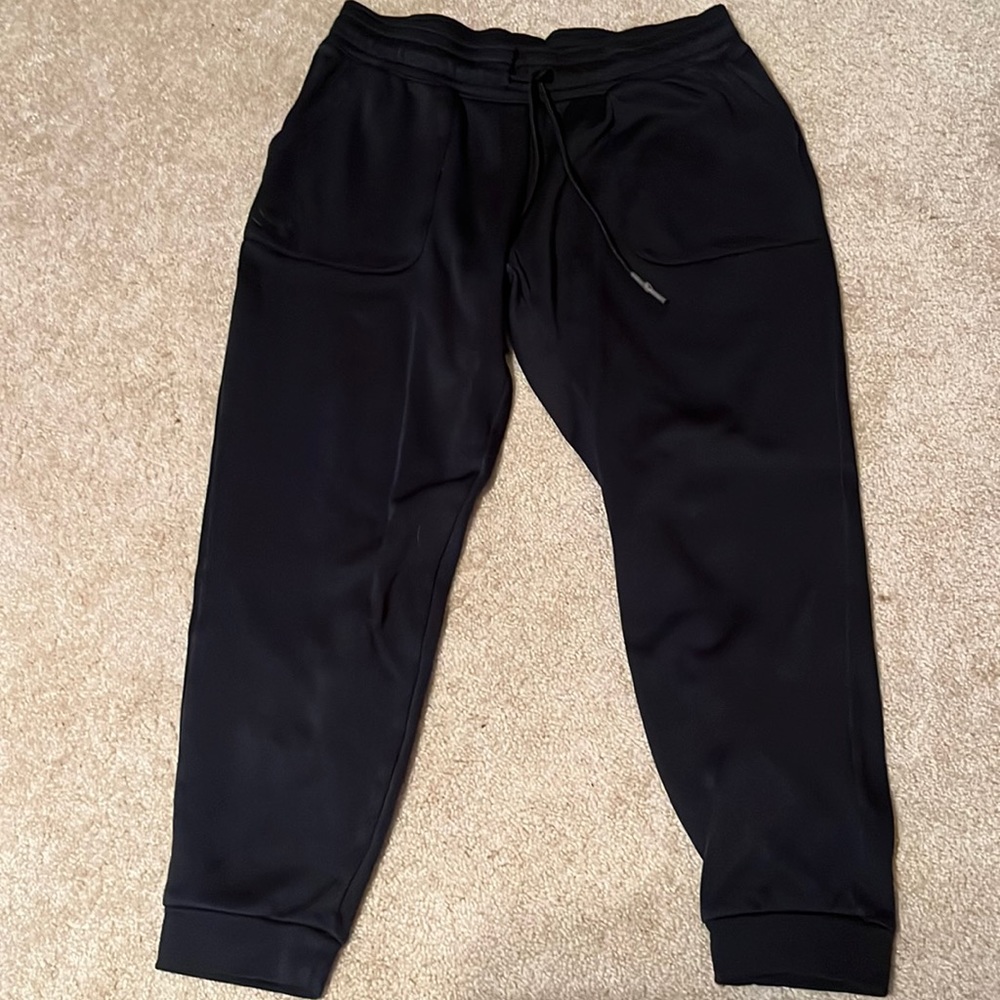 Under armour jogger sweatpants